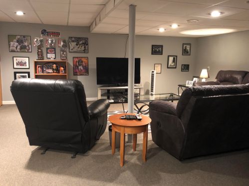 2713 83 Pl, Kenosha WI 53143-6245 exterior