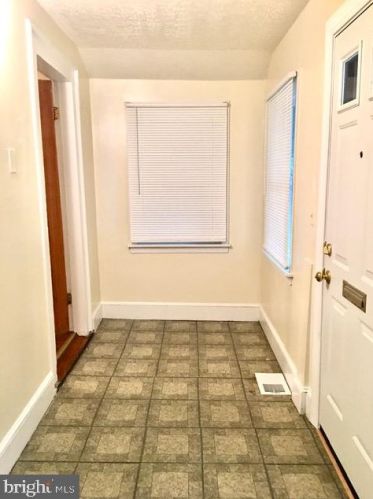 4429 A St, Washington, DC 20019-4356
