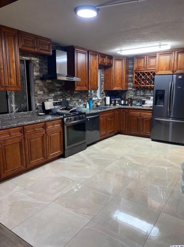 126 Pinon St, Frazier Park, CA 93225-9491