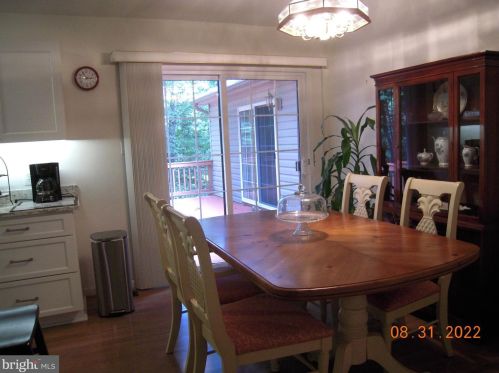 123 Indian Hills Rd, Locust Grove VA  22508-5214 exterior