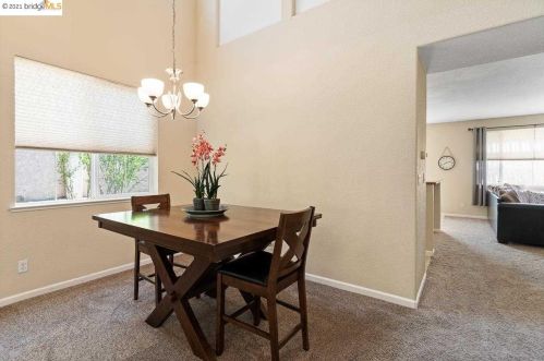 42 Vitruvius Ct, Oakley CA  94561-1778 exterior