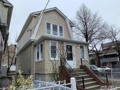 1815 Pitman Ave, Bronx, NY 10466-1909