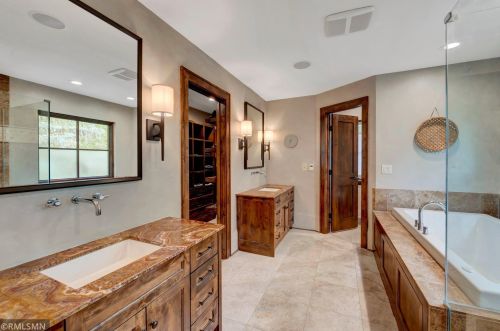 4046 Upton Ave, Minneapolis MN  55410-1259 exterior