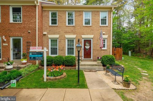 7381 Jiri Woods Ct, Springfield, VA 22153-2019