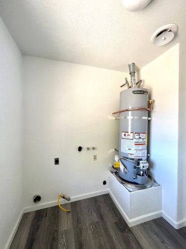 7076 Barbera Ave, Winton CA  95388-9302 exterior