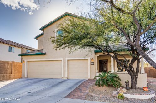 5904 Copper Hills Dr, Tucson, AZ 85747-6077