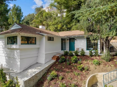 4046 Alta Mesa Dr, North Hollywood, CA 91604-4011