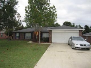 3121 Lost Creek Dr, Cantonment, FL 32533-4858