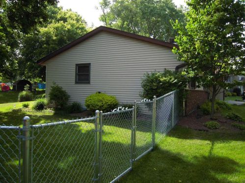 1099 David Ln, Green Bay, WI 54313-7002