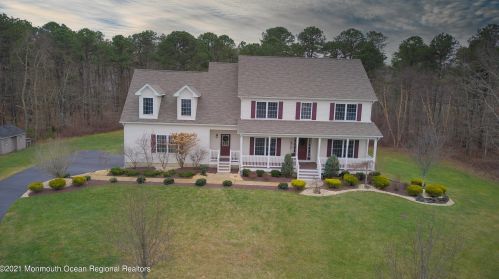 6 Opal Ct, Jackson Twp, NJ 08527-1391