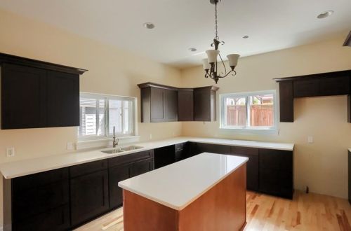 401 Maryland Ave, Oakmont PA  15139-1668 exterior