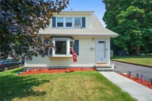 153 Lindsey Ave, Buchanan, NY 10511-1611