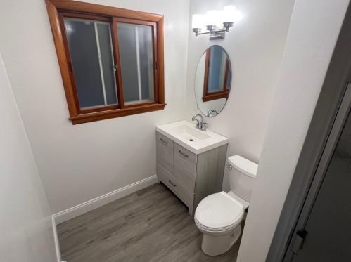 1215 American Ave, Waukesha WI  53188-4930 exterior