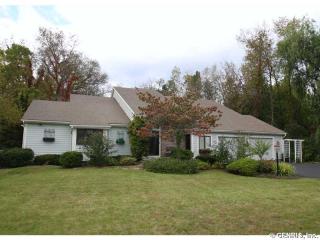 50 Stone Island Ln, Penfield, NY 14526-1018