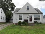 8215 Wainstead Dr, Cleveland, OH 44129-4844