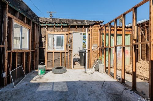 4366 116th St, Hawthorne CA  90250-2327 exterior