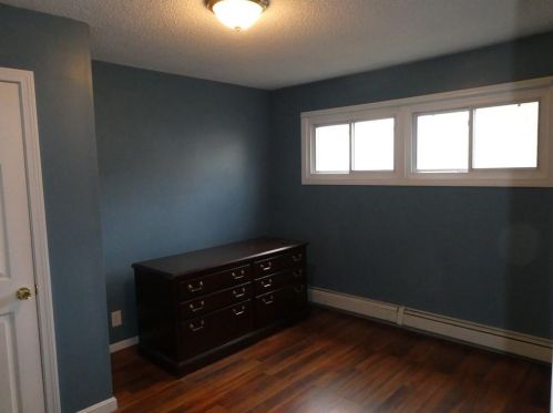 12 Haslam St, North Providence RI  02904-3218 exterior