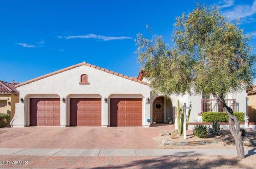 2028 Calle De Las Estrella, Phoenix, AZ 85085-7091
