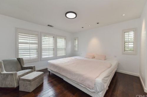 28 Climbing Vine, Irvine CA  92603-0200 exterior