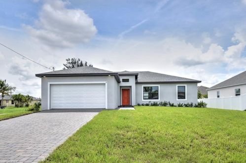 2008 24th Pl, Cape Coral, FL 33993-3726