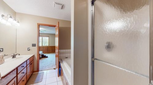 1922 Cherry St, Red Wing MN  55066-3557 exterior