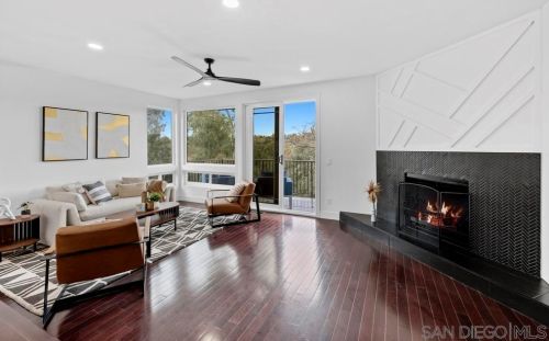3170 Via De Caballo, Encinitas CA  92024-6925 exterior