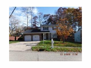 103 Bashford Dr, Moon Twp, PA 15108-3860