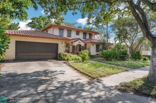 308 Greymon Dr, West Palm Beach, FL 33405-1922