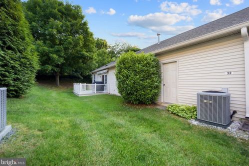 32 Fox Run, Glen Mills PA  19342-2214 exterior