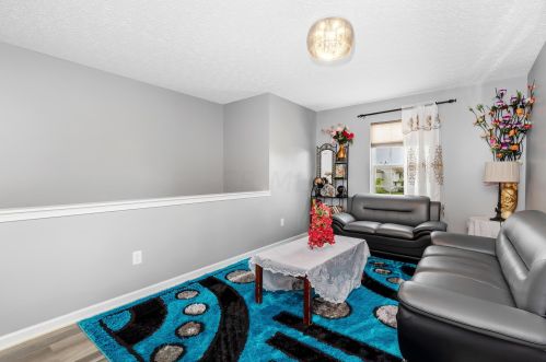 104 Glen Crossing Dr, Pataskala OH  43062-7090 exterior