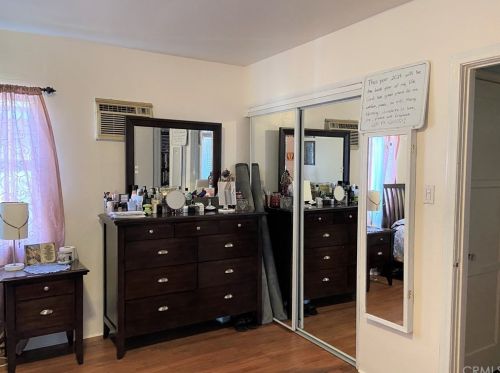 5931 Orange Ave, Long Beach CA  90805-3553 exterior