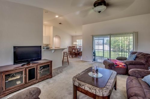3406 11th Ct, Cape Coral, FL 33914-5189