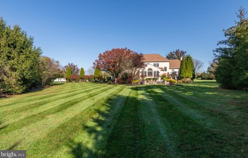 4040 Steeplechase Dr, Collegeville PA  19426-1265 exterior