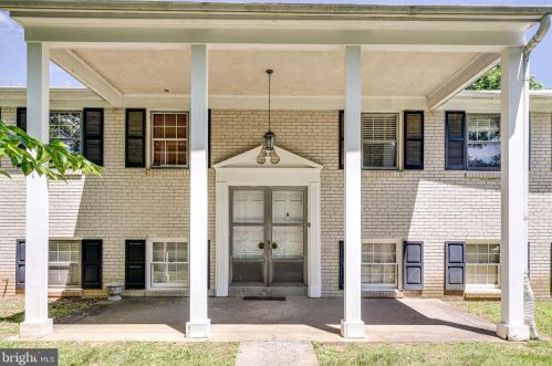 1915 County Line Rd, Ithan, PA 19085-1730