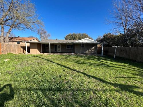 3600 Bandera Rd, Fort Worth TX  76116-6713 exterior