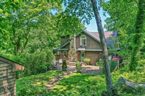 42 Lake Dr, Whaley Lake NY  12531-5251 exterior
