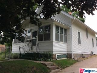 5614 46th St, Omaha, NE 68117-2653