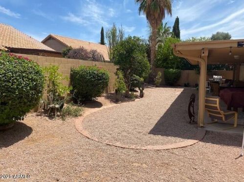 8954 Floriade Dr, Scottsdale, AZ 85260-7564
