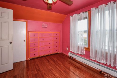 229 Delmore Ave, South Plainfield NJ  07080-3207 exterior