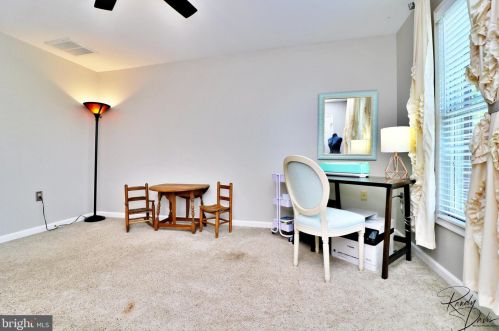 59 Brighton Pl, Charles Town WV  25414-2584 exterior