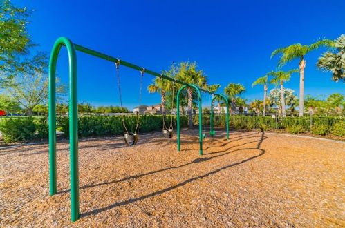 10103 Newminster Loop, Ruskin FL  33573-6727 exterior