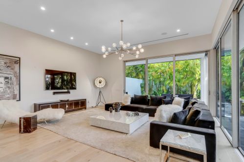 330 7th Ave, Delray Beach FL  33483-5521 exterior