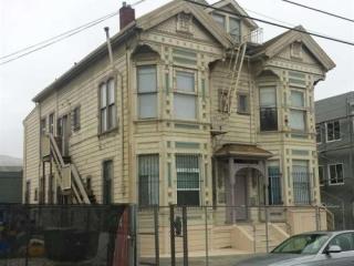 1136 10th Ave, Oakland, CA 94606-3744