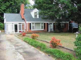 721 Prospect Hill Dr, Martinsville, VA 24112-4515