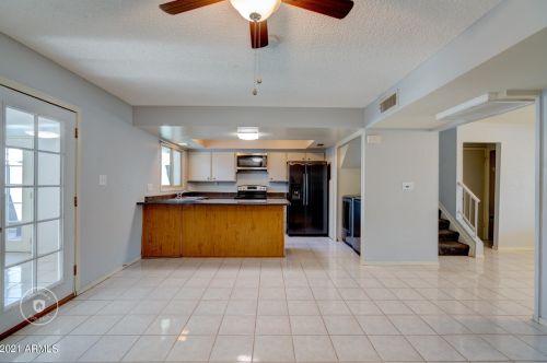 4552 15th Ave, Phoenix AZ 85015-5573 exterior