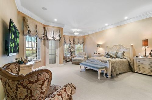 1512 Sonoma Ct, Crown Point IN 46307-2687 exterior