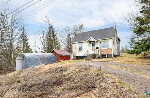 28 Vassar St, Duluth MN  55803-1539 exterior
