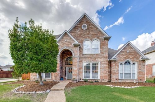 3709 Hearst Castle Way, Plano, TX 75025-3720
