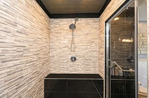 95 Midway St, Babylon NY  11702-4311 exterior