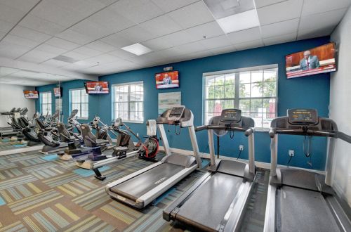 10549 Royal Caribbean Cir, Boynton Beach FL  33437-4285 exterior